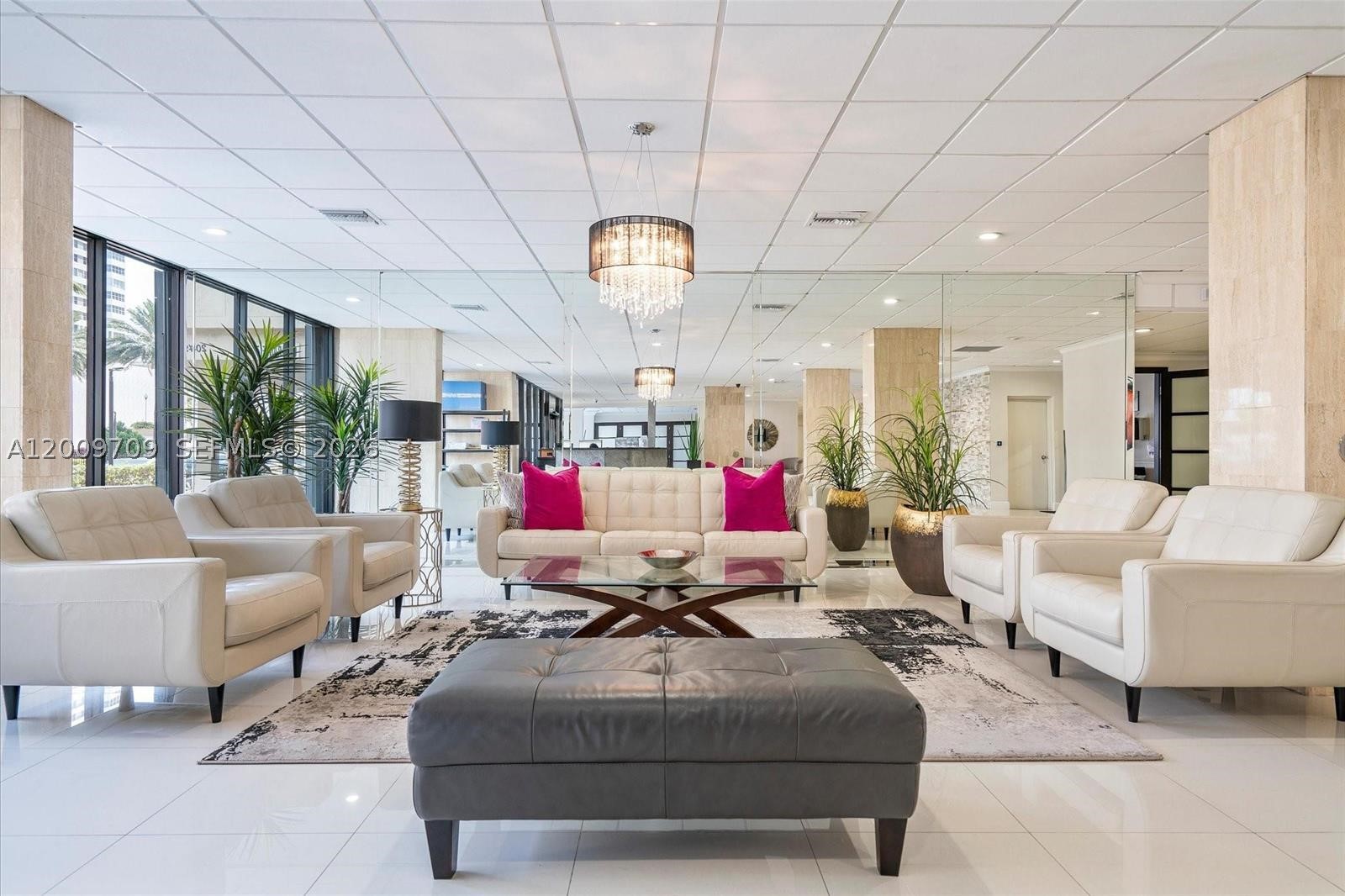 AVANT GARDE CONDO - Residential