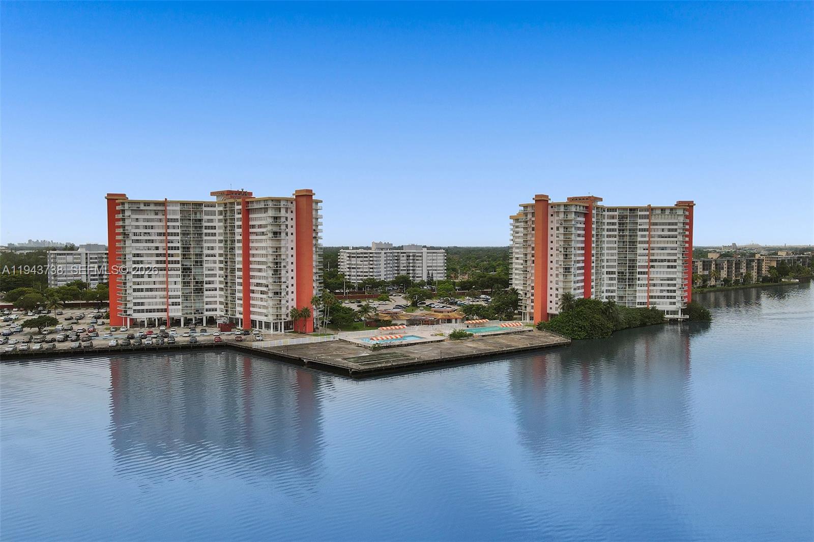 BUCKLEY TOWERS CONDO - EA - Residential