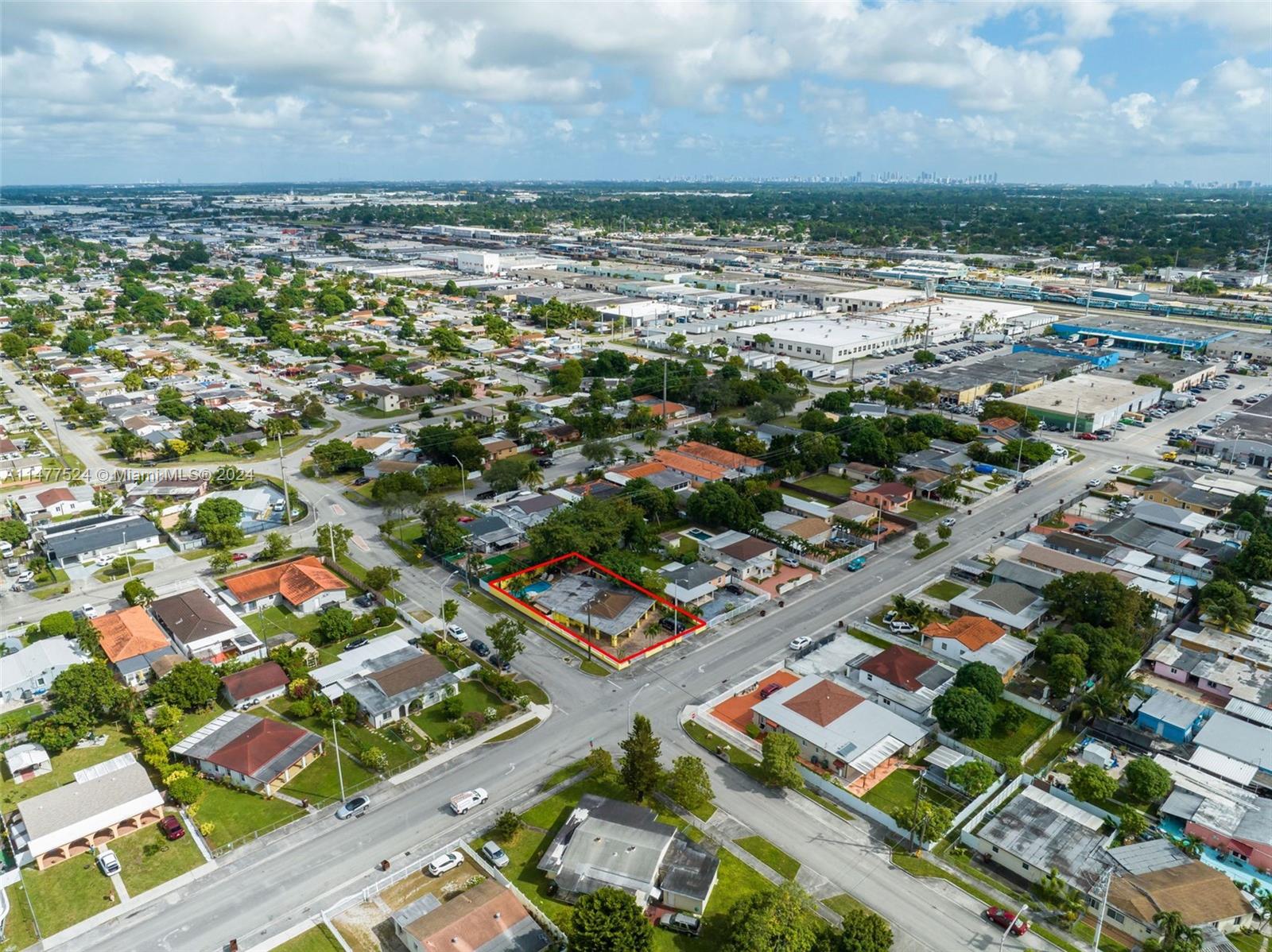 HIALEAH 13TH ADDN AMD PL - Residential