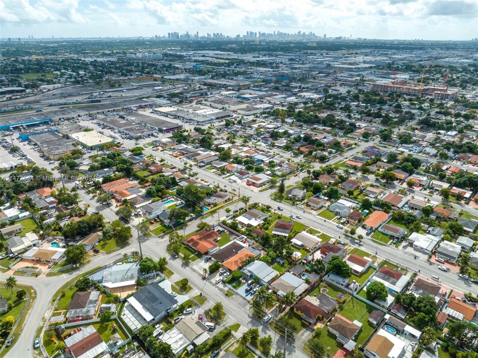 HIALEAH 13TH ADDN AMD PL - Residential
