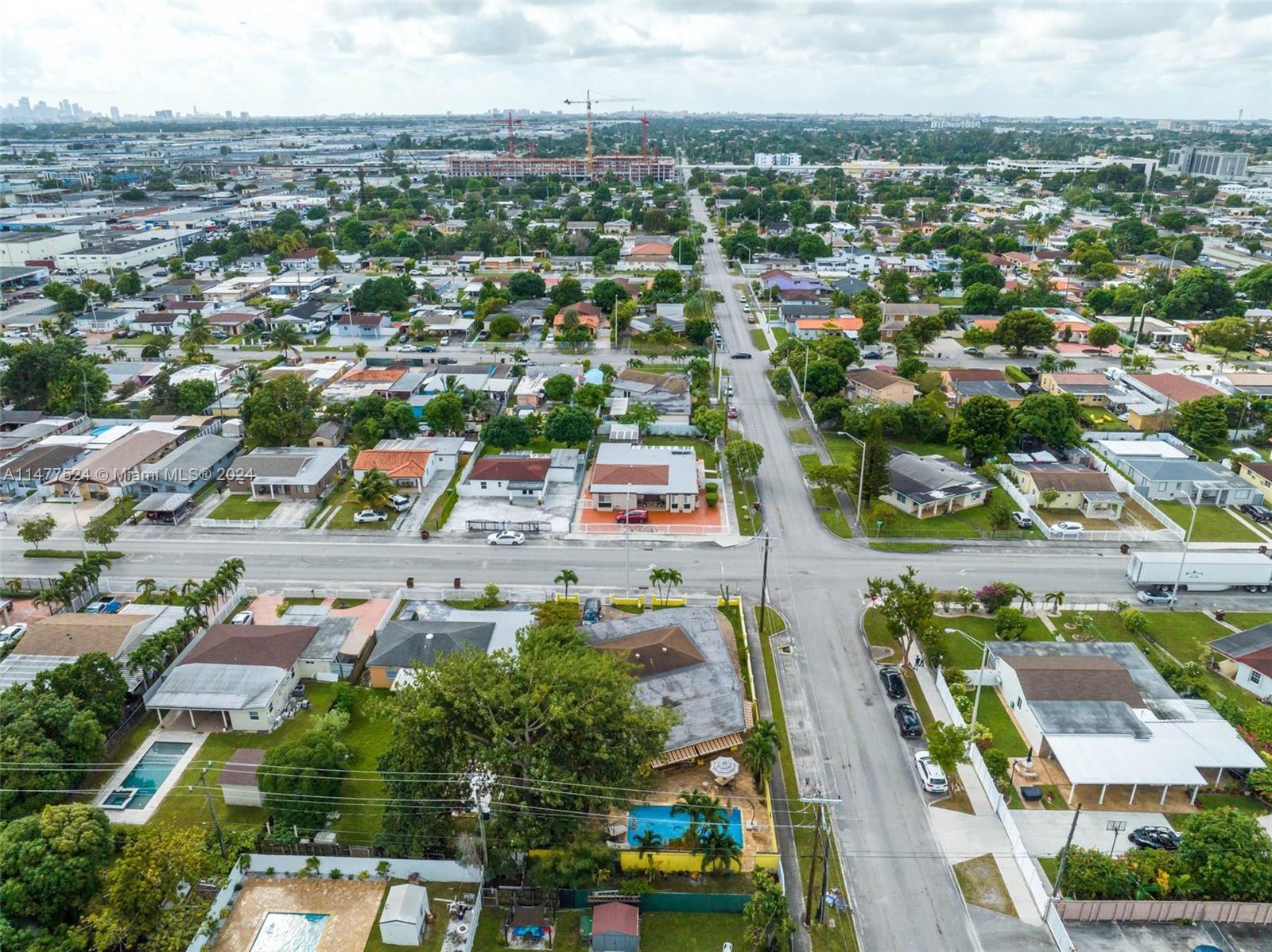 HIALEAH 13TH ADDN AMD PL - Residential