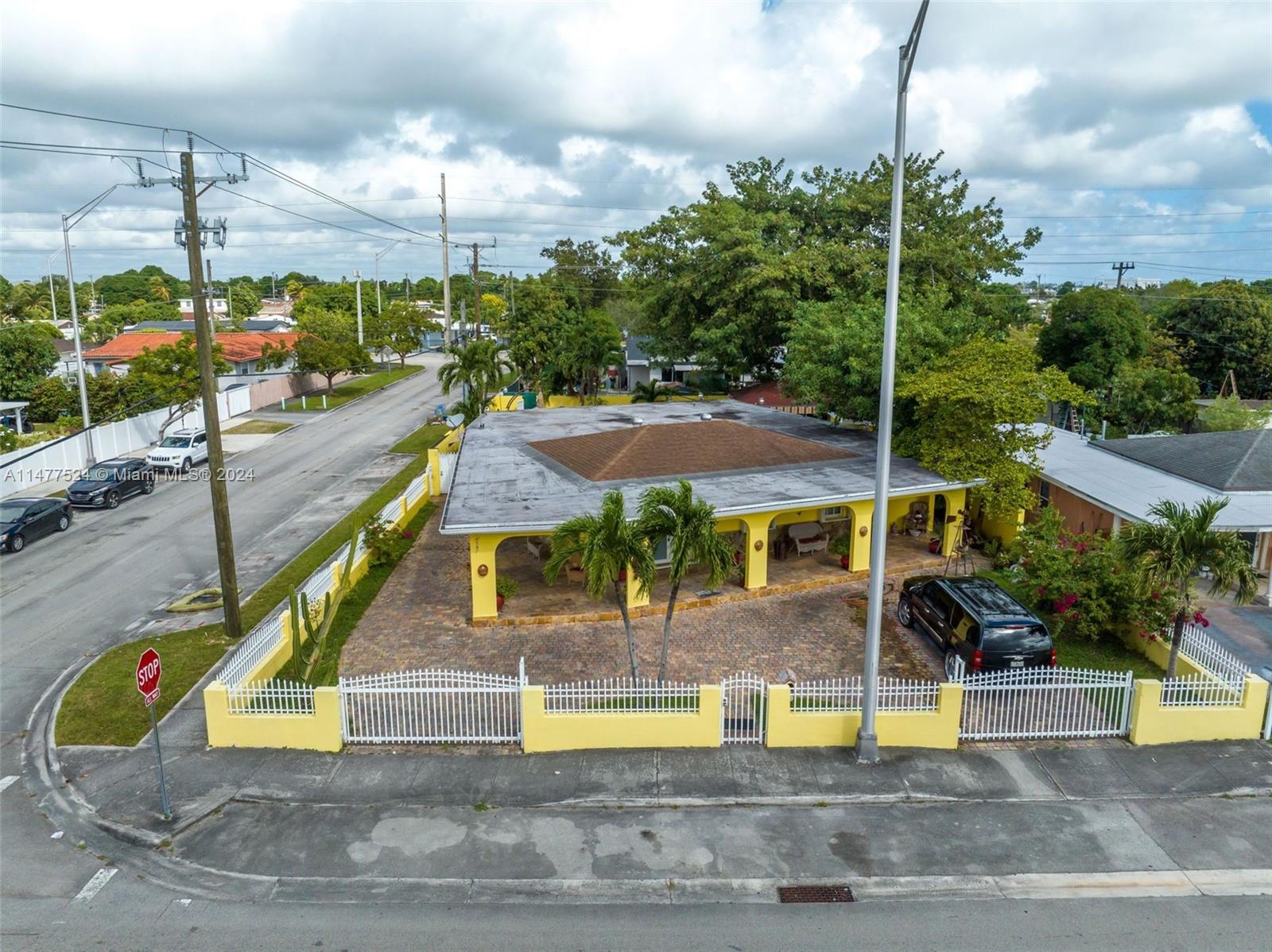 HIALEAH 13TH ADDN AMD PL - Residential