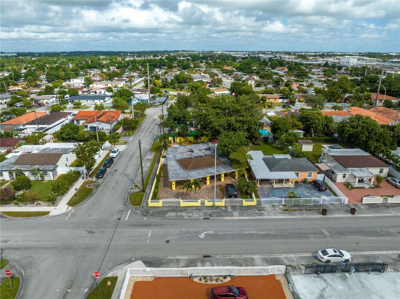 HIALEAH 13TH ADDN AMD PL - Residential