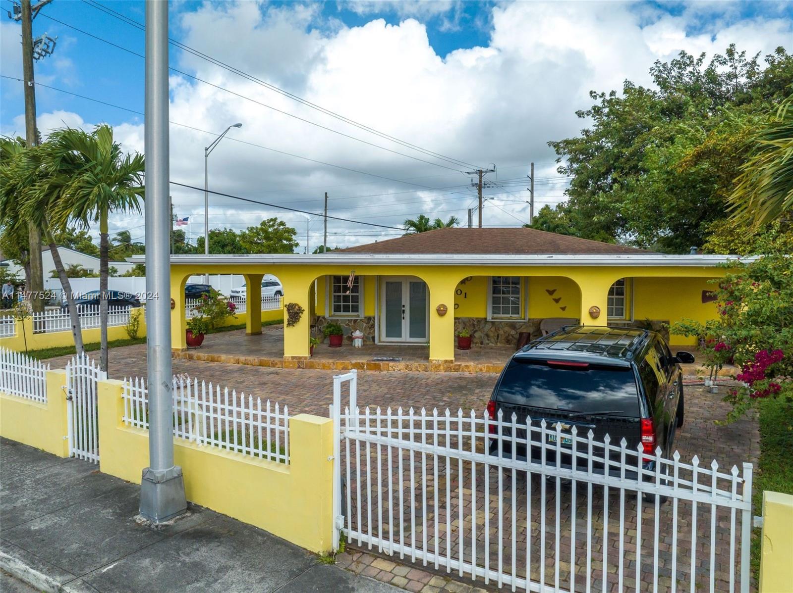 HIALEAH 13TH ADDN AMD PL - Residential