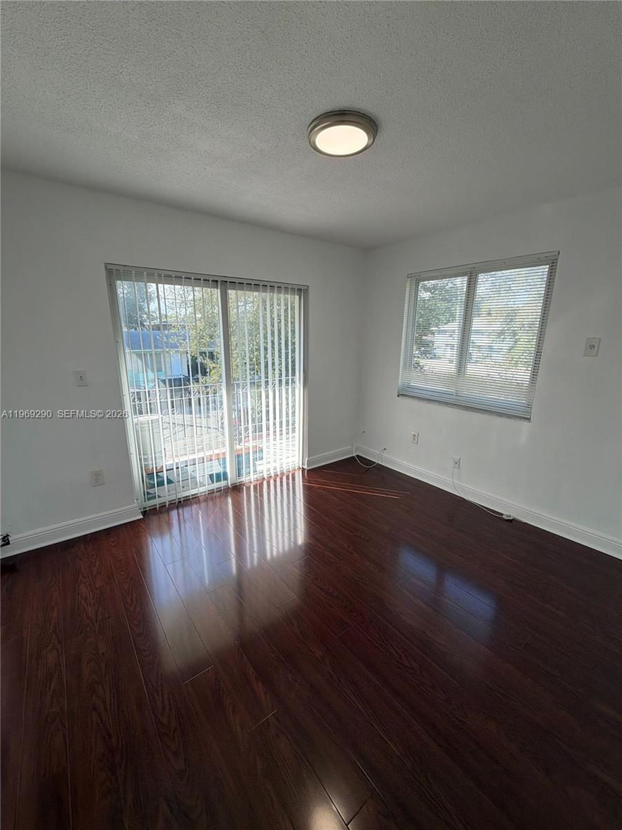 BLANTON PARK - Residential Lease