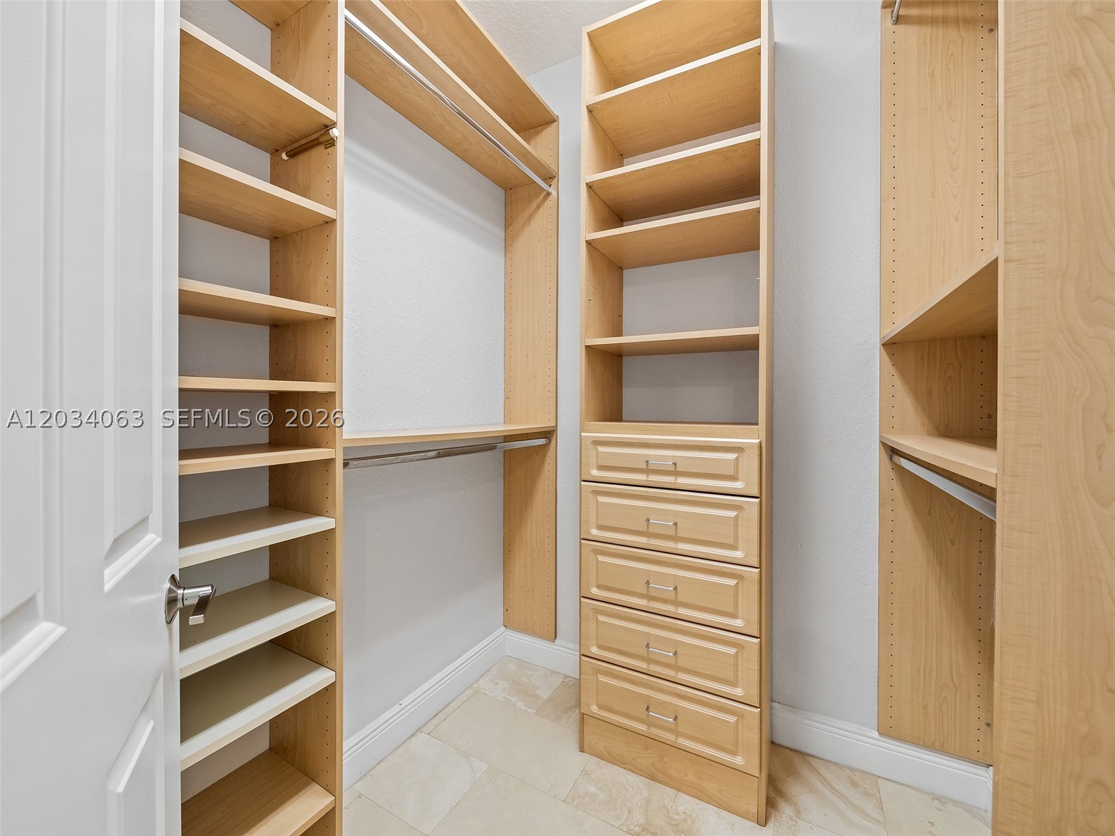 COLEE HAMMOCK - Residential Lease