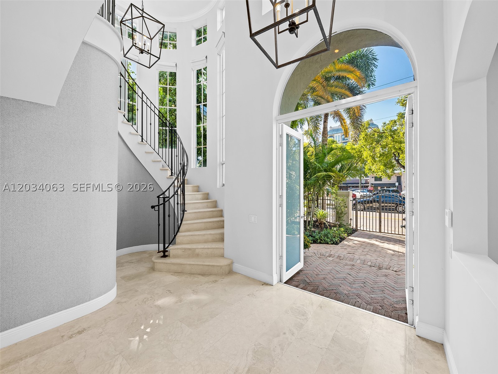 COLEE HAMMOCK - Residential Lease