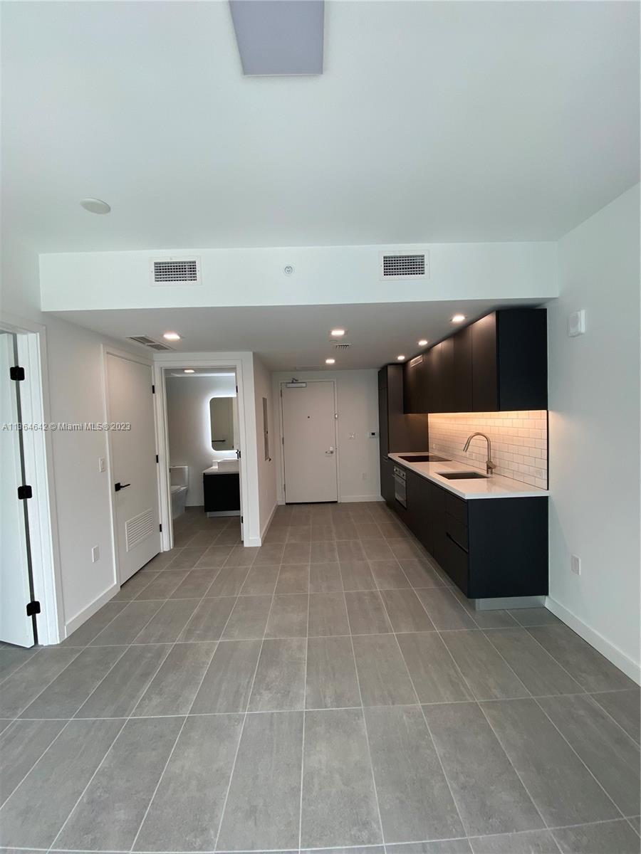 227 NE 2ND STREET CONDO - Residential Lease