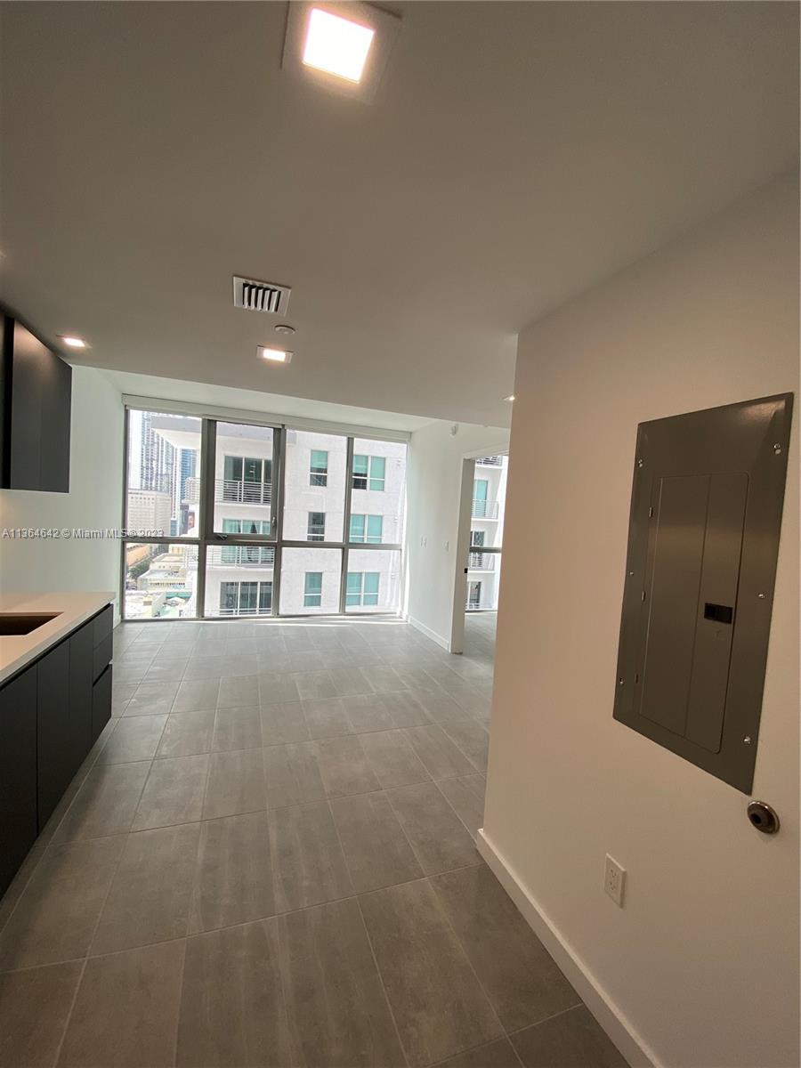 227 NE 2ND STREET CONDO - Residential Lease