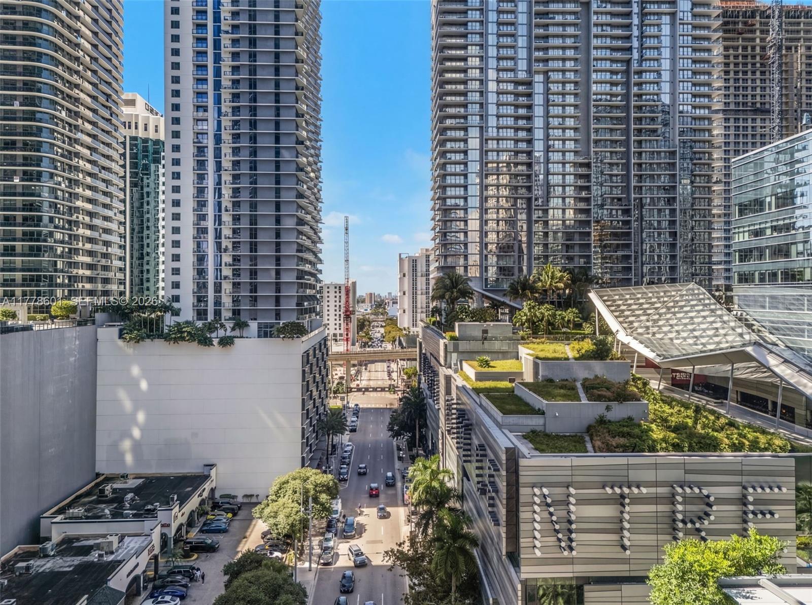 RISE CONDO - Residential