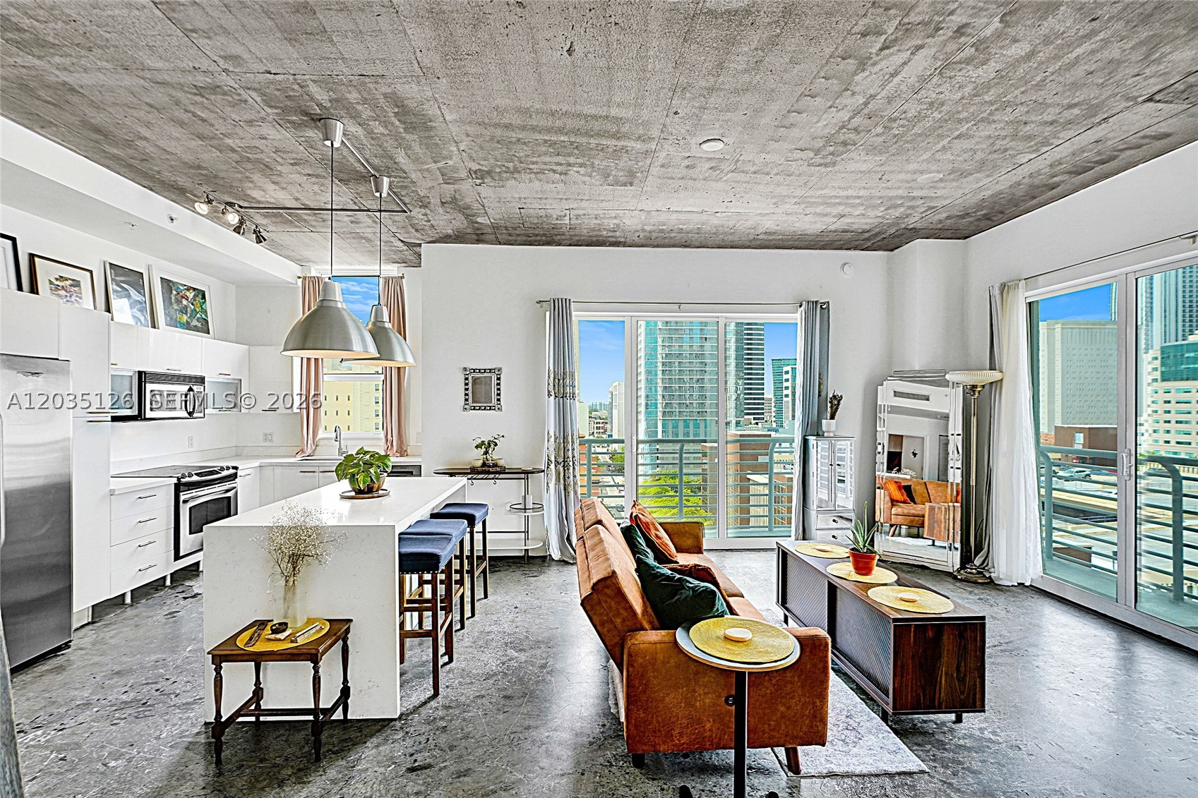 THE LOFT DOWNTOWN II COND - Residential