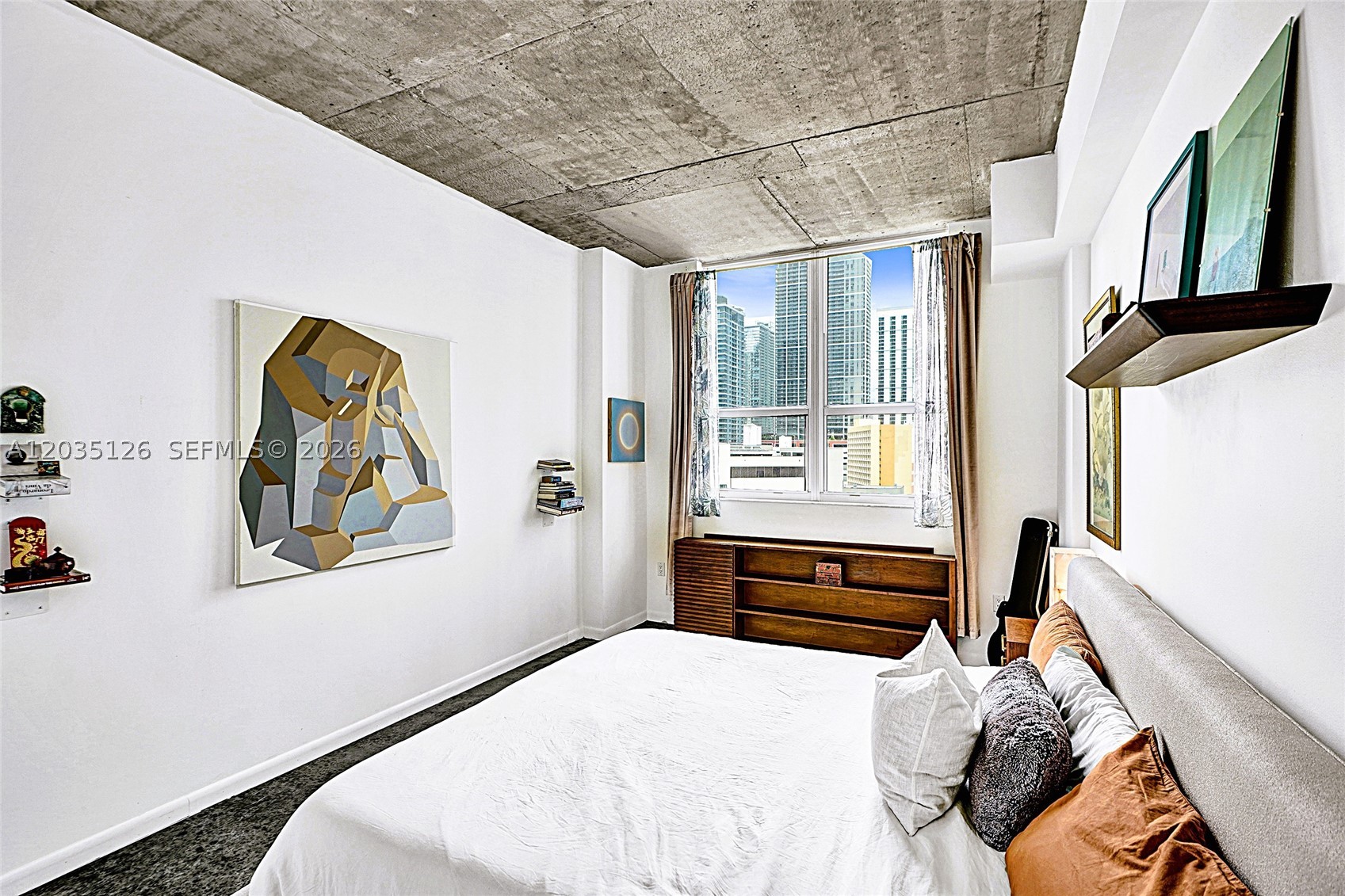 THE LOFT DOWNTOWN II COND - Residential