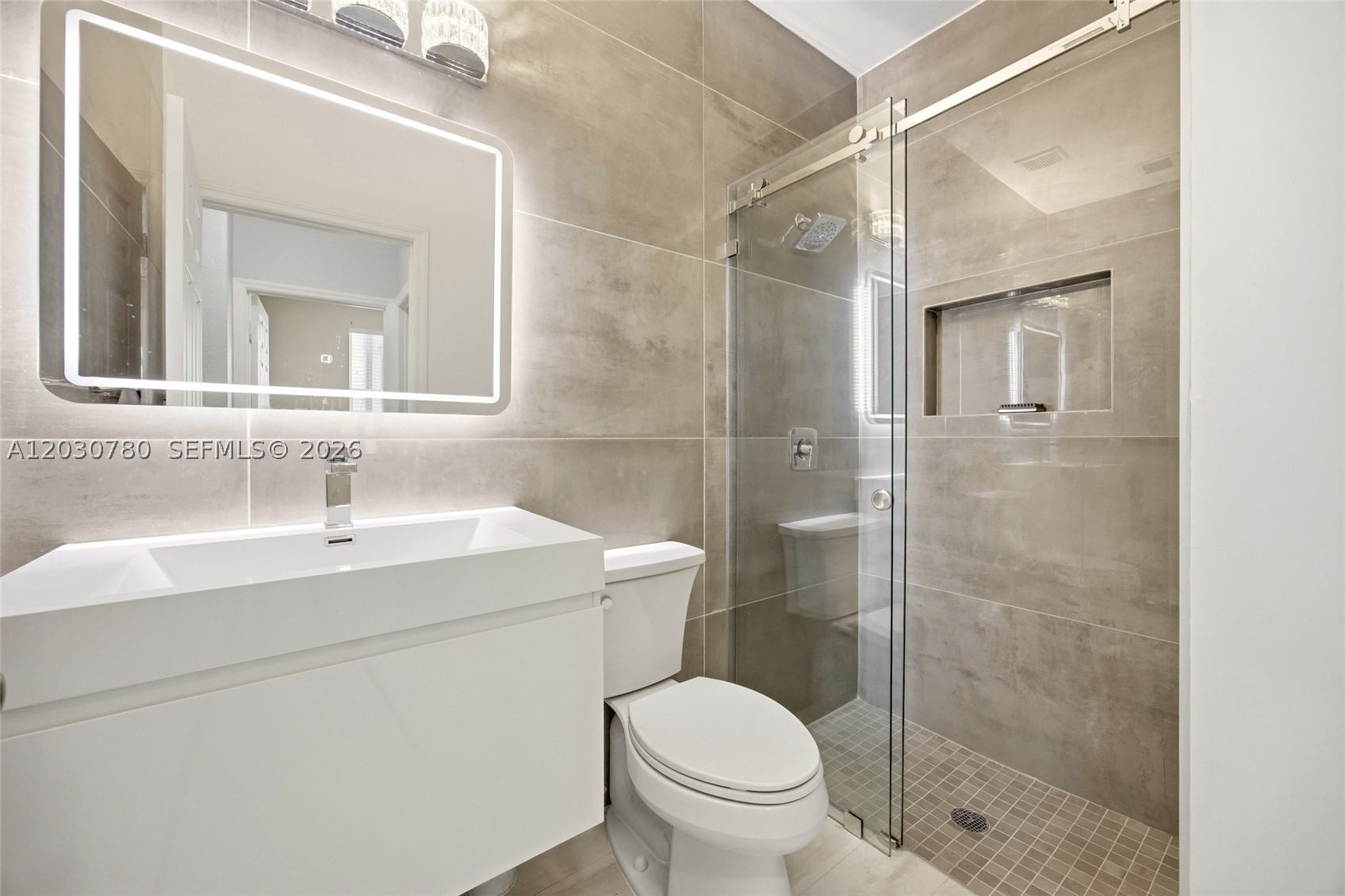 SILVER SHORES (PARCELS A - Residential