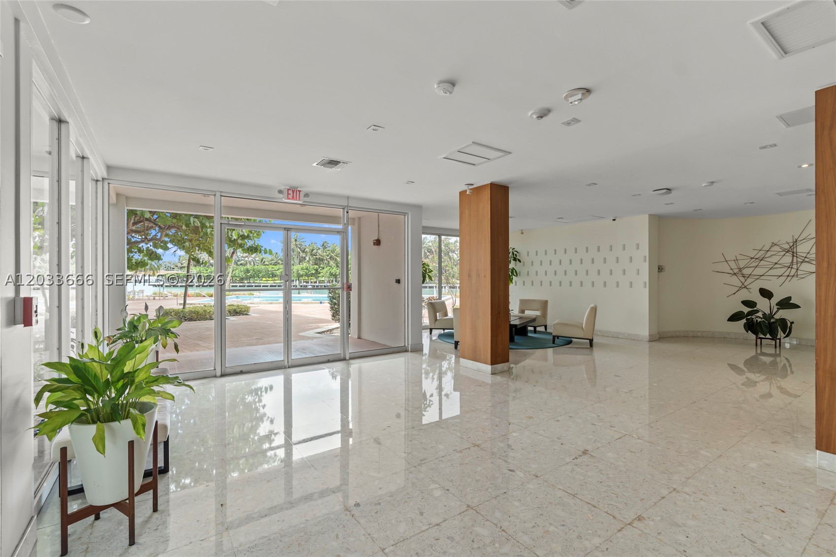 BLAIR HOUSE CONDO - WEST - Residential