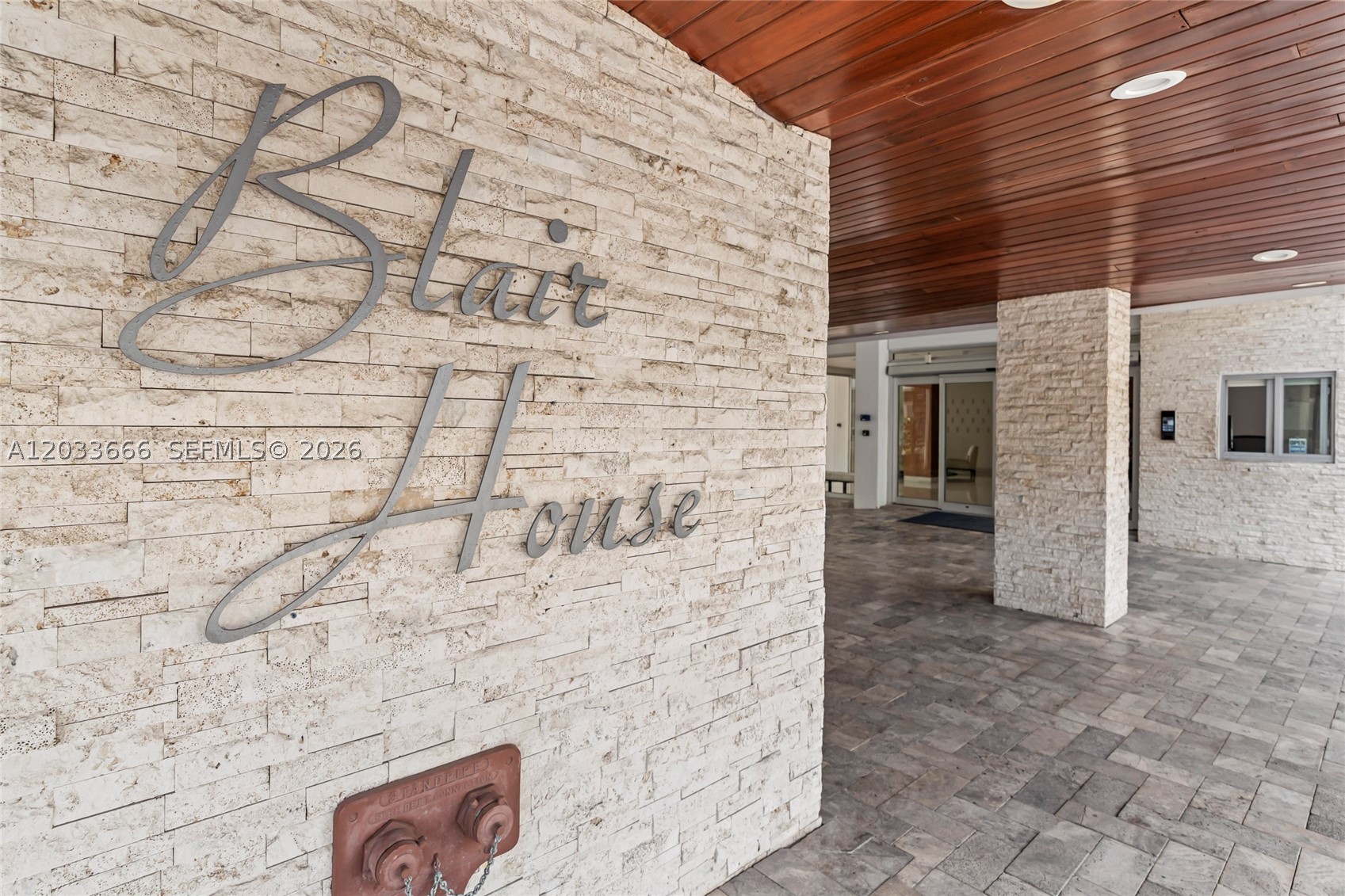 BLAIR HOUSE CONDO - WEST - Residential