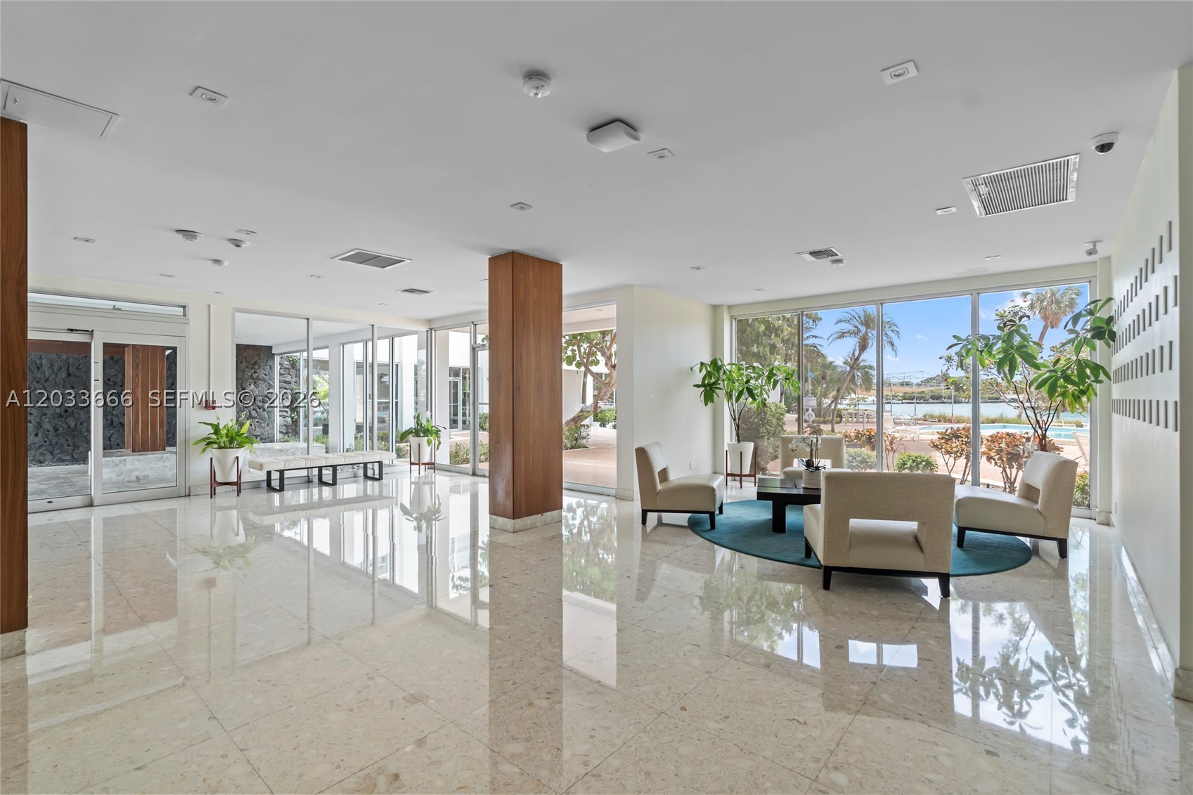 BLAIR HOUSE CONDO - WEST - Residential
