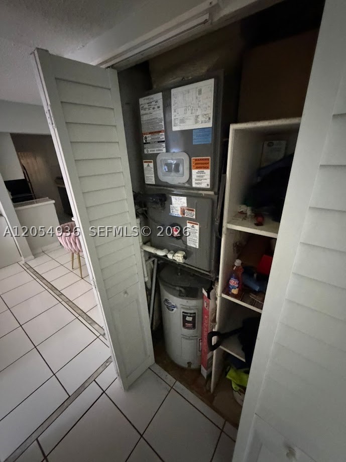 BAY PLACE CONDO - Residential Lease