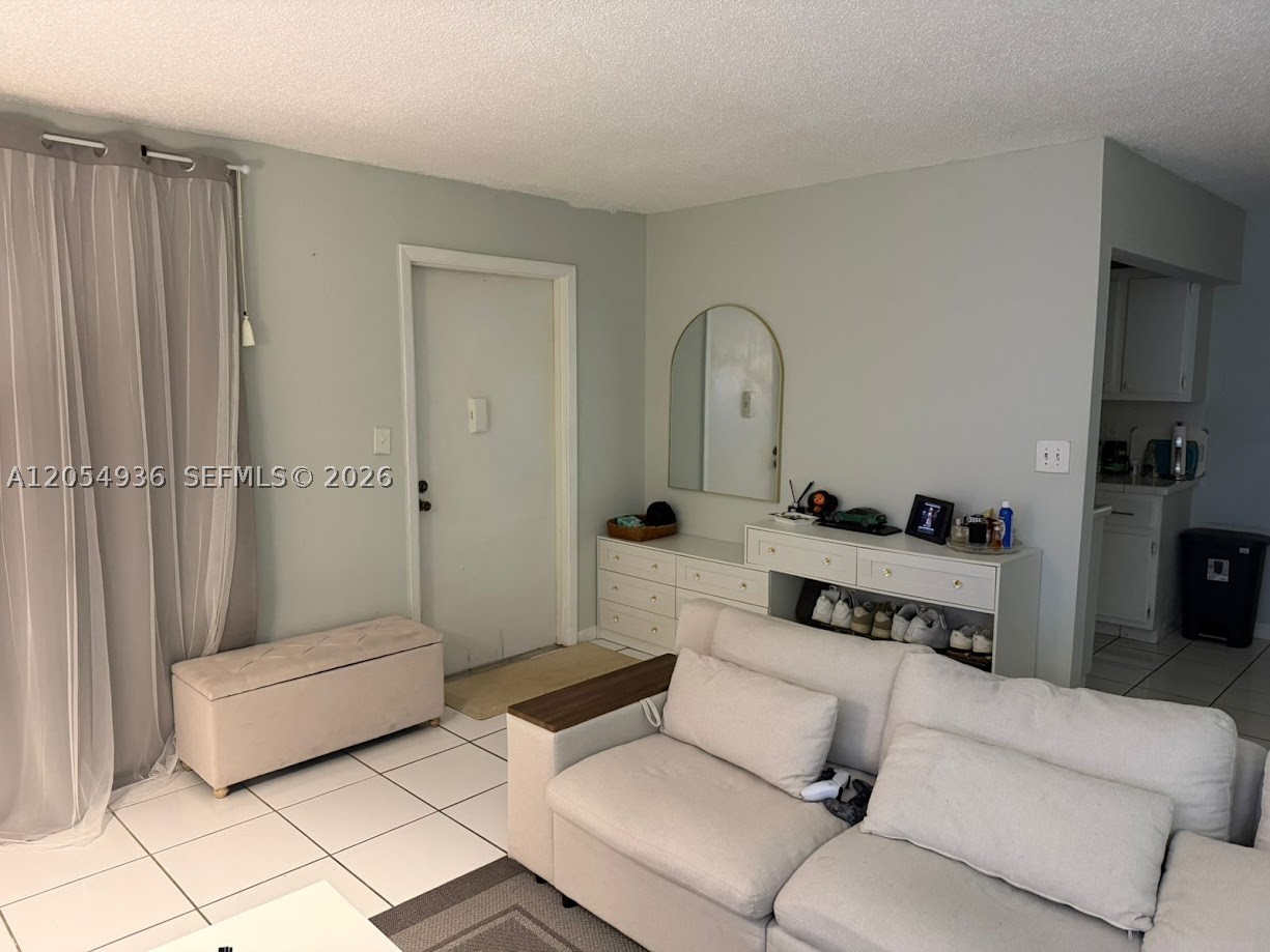 BAY PLACE CONDO - Residential Lease