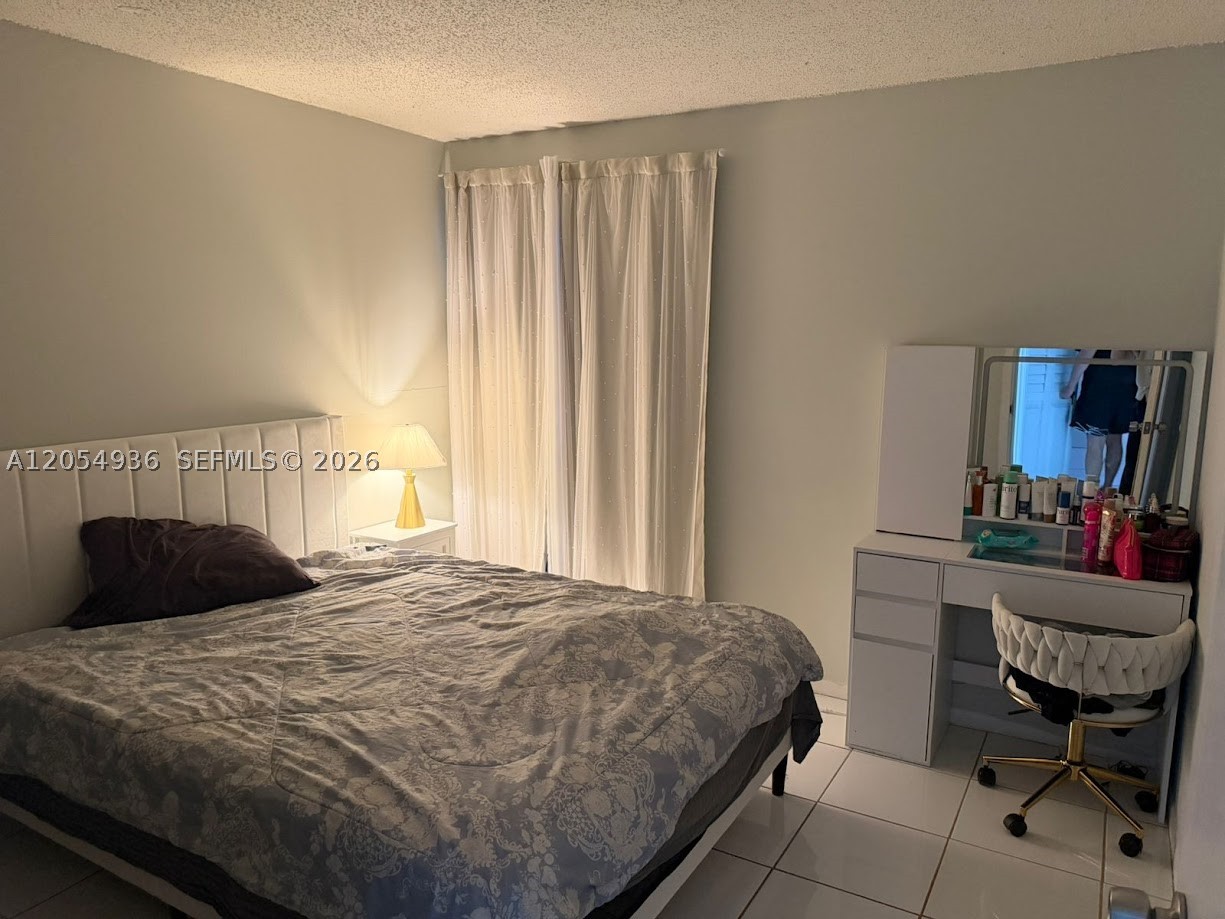 BAY PLACE CONDO - Residential Lease