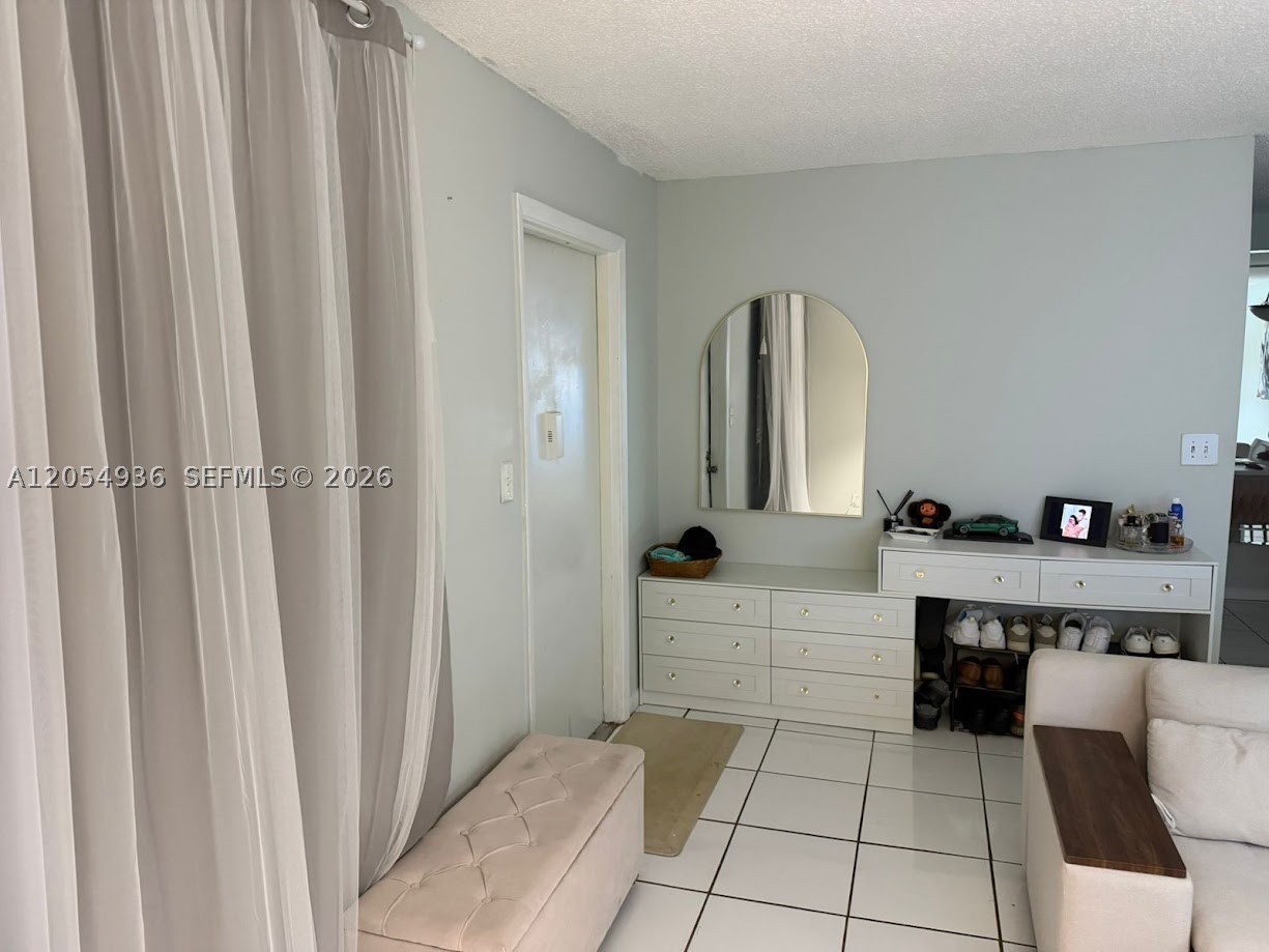 BAY PLACE CONDO - Residential Lease