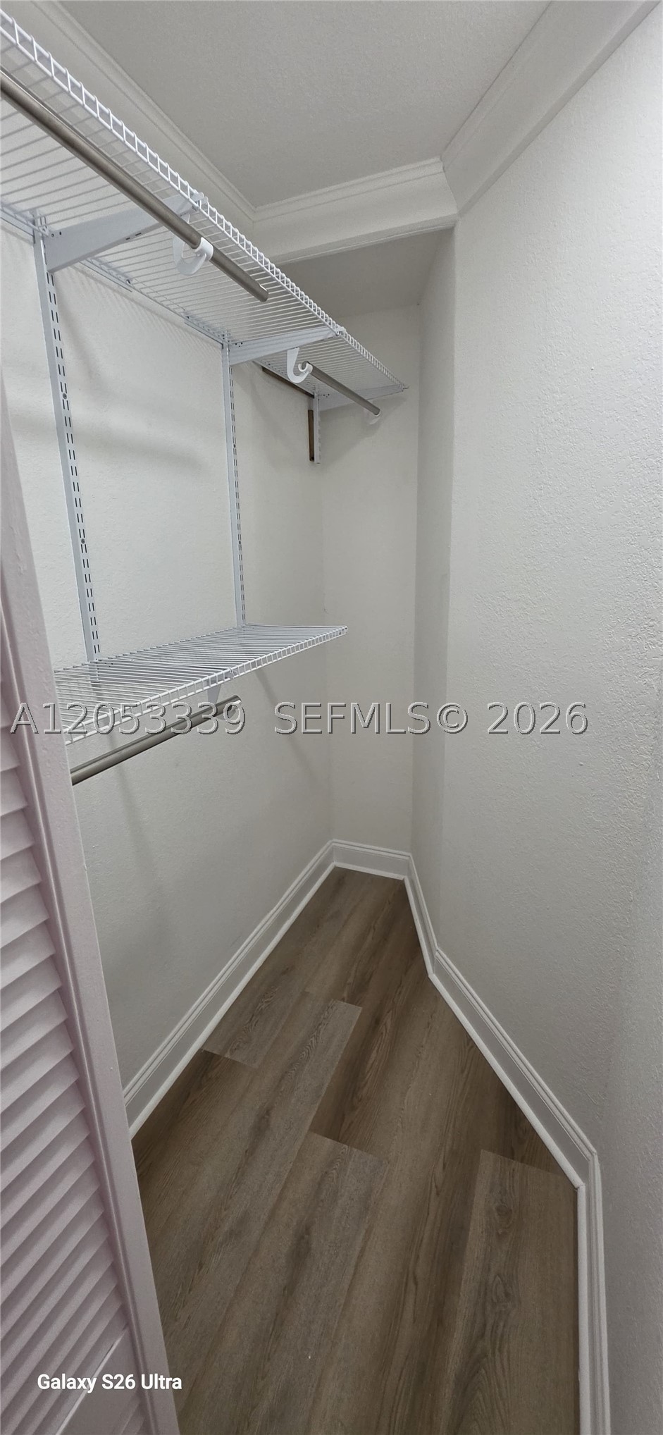 WHISPERING PINES EST SEC - Residential