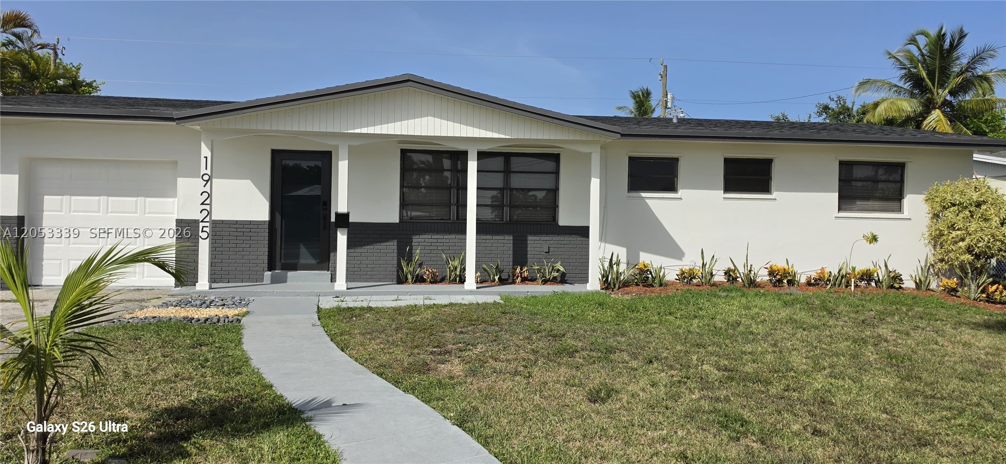 Beautifully, remodeled 3/2 in Whispering Pines! Property has brand-new roof, new luxury vinyl flooring throughout the property, with an open concept-floor plan. Kitchen is completely remodeled with quartz counters and backsplash, SS appliances, and convenient peninsula for entertaining. Master room offers walk-in closet and fully-remodeled bathroom with modern touches. Additional rooms are spacious, along with hall bathroom. Property also offers a large, fenced backyard where you can build your dream pool, along with a huge covered patio for entertainment, and garage for additional storage.