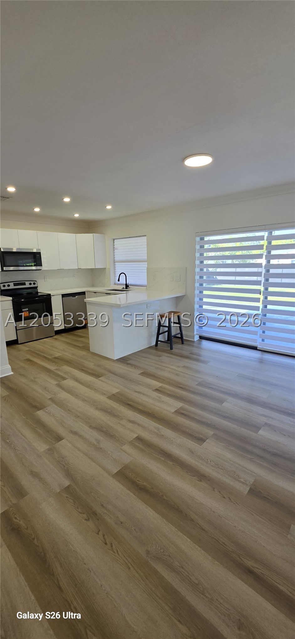 WHISPERING PINES EST SEC - Residential