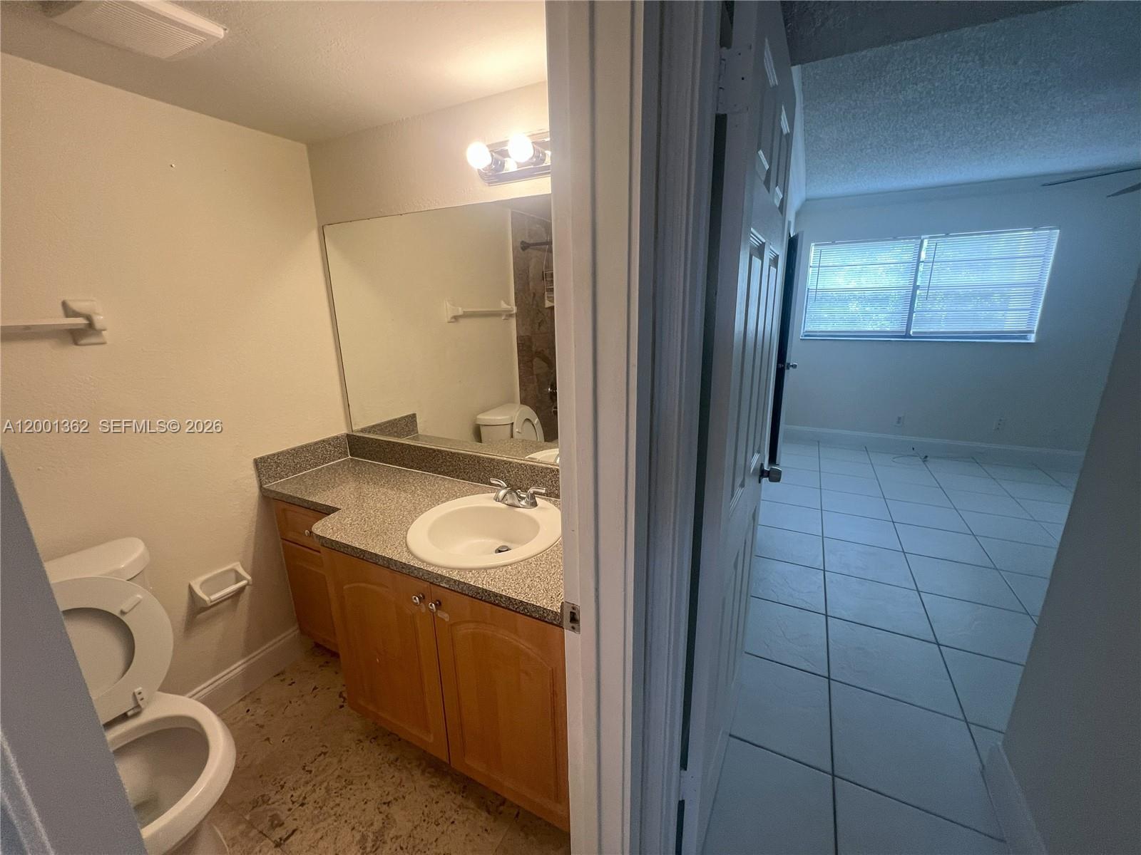 CORAL SPRINGS ESTATE TOWN - Residential