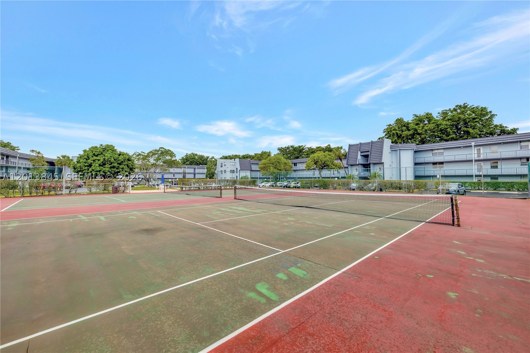 LIME BAY CONDOMINIUM 4 - Residential