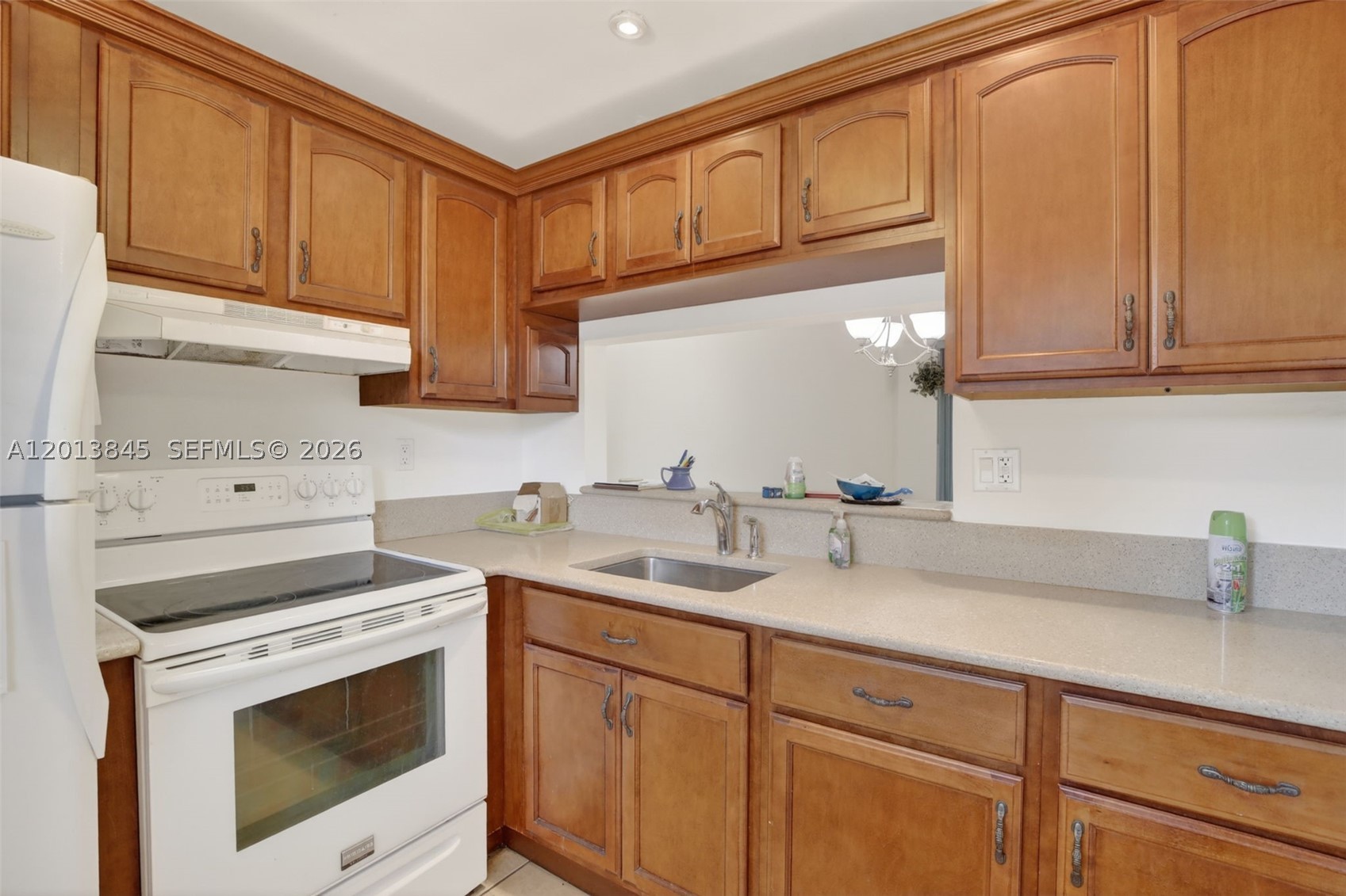 LIME BAY CONDOMINIUM 4 - Residential