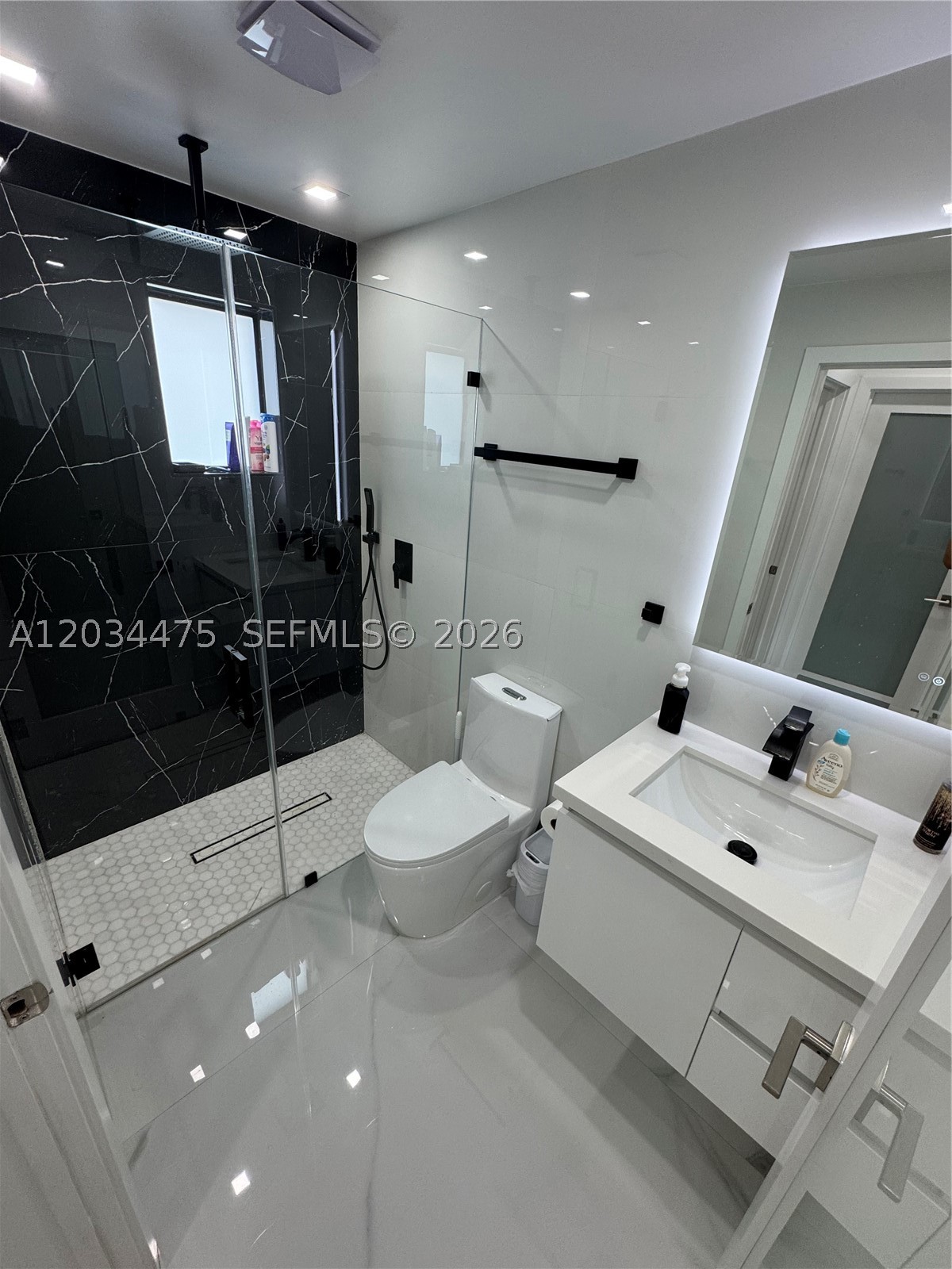 AMERICAN HOMES - Residential
