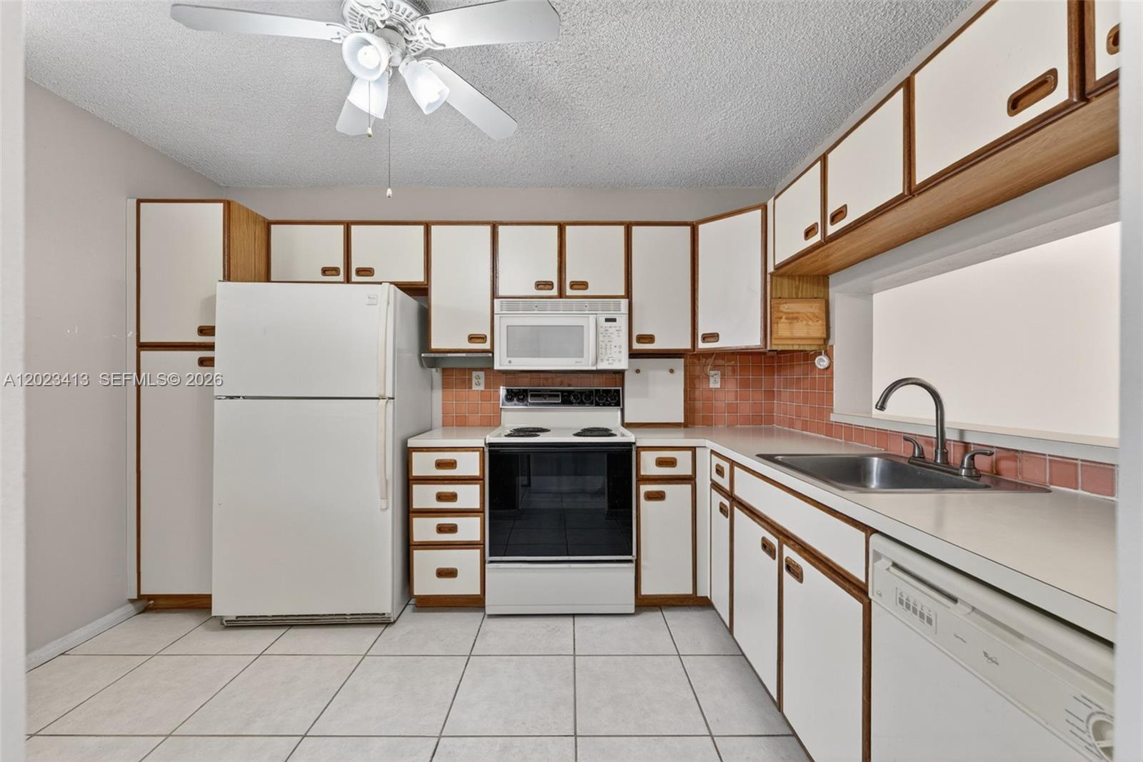 APPLEWOOD VILLAGE II-F CO - Residential