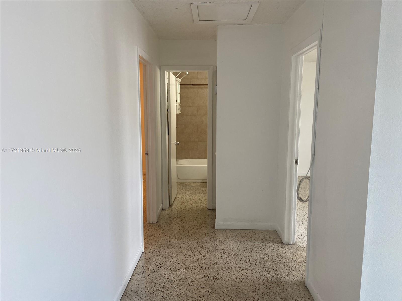 GUERNICA CONDO - Residential Lease