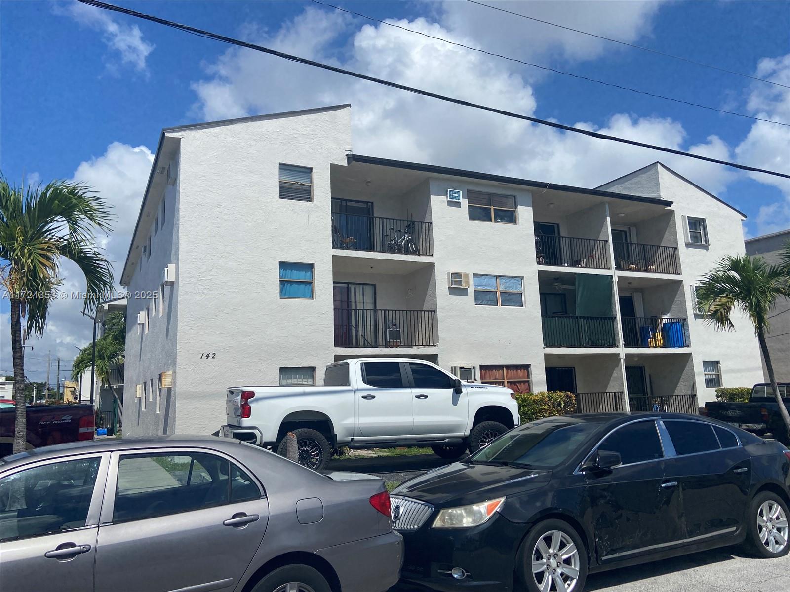 MOVE-IN READY, GREAT LOCATION, CLOSE TO MIAMI AIRPORT, DOWNTOWN MIAMI, MAJOR HIGHWAYS, NICE TWO 2 BED 1 BATH, TERRAZZO FLOORS, WALK TO CALLE 8, NEWER KITCHEN AND BATH, MUST SEEE!!
