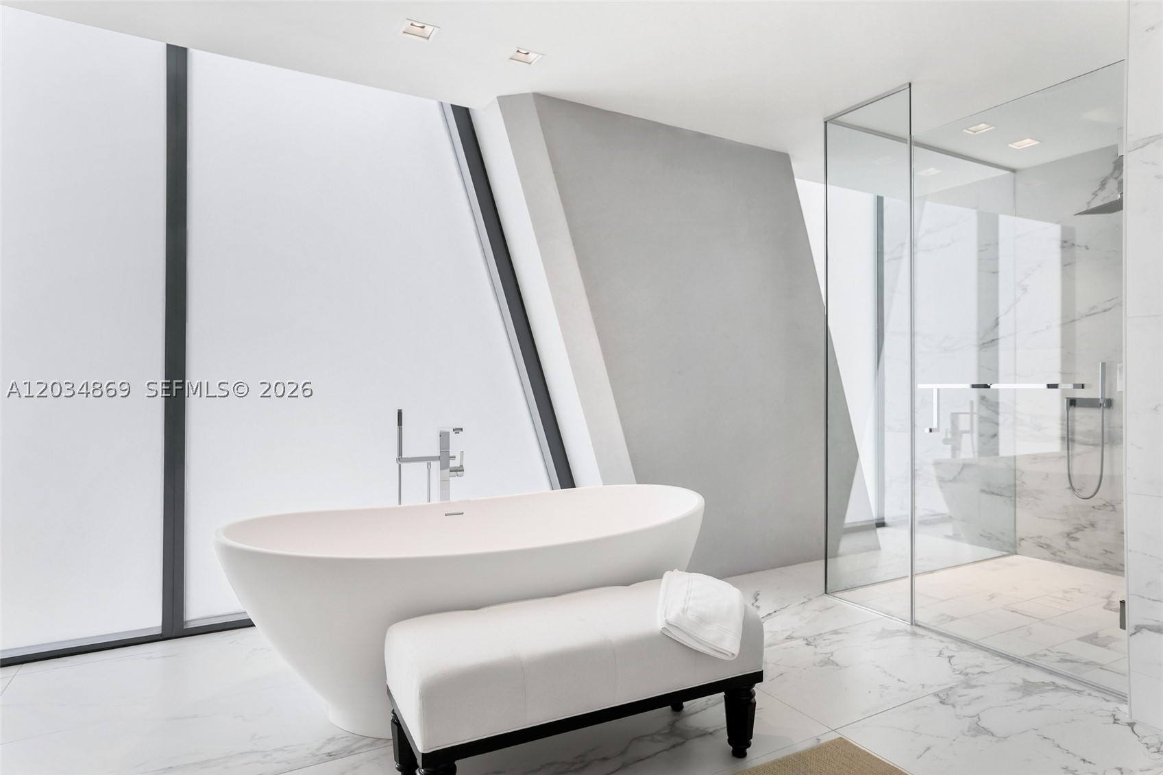 ONE THOUSAND MUSEUM CONDO - Residential