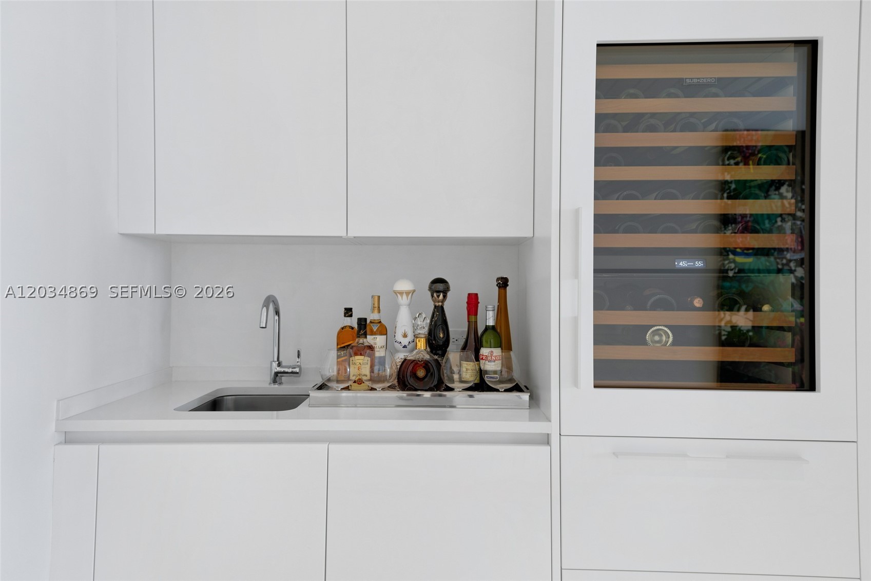 ONE THOUSAND MUSEUM CONDO - Residential