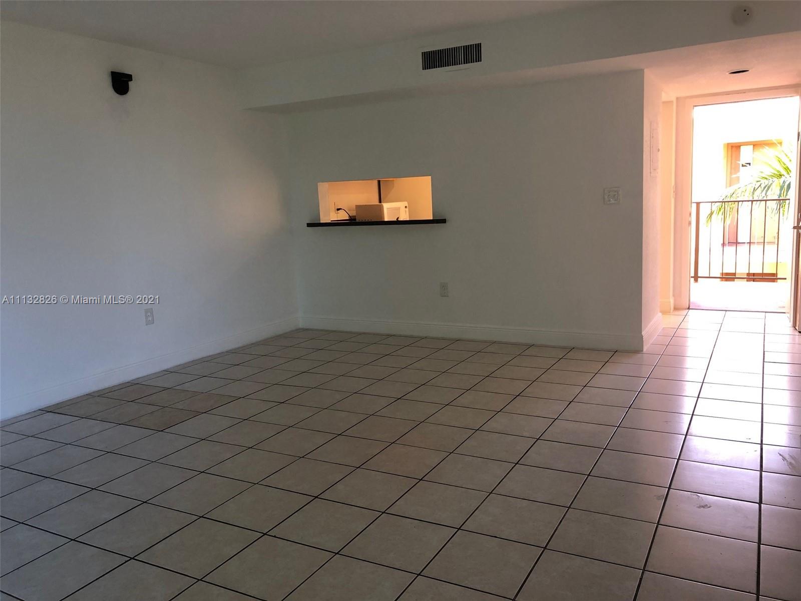 HORIZONS WEST CONDO #5 - Residential