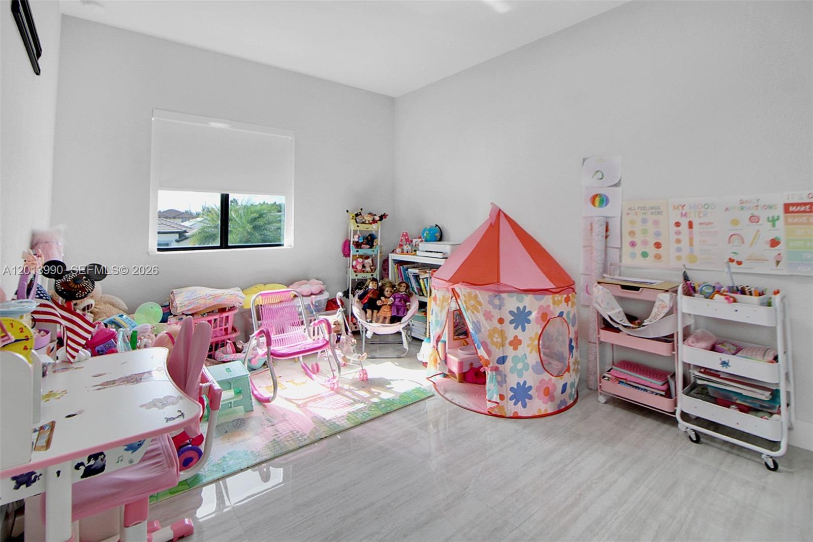 WEST BREEZE ESTATES - Residential