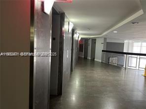 200 LESLIE CONDO - Residential