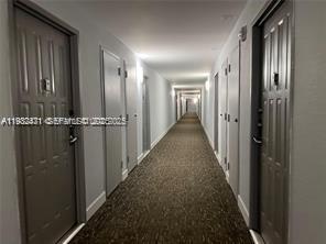200 LESLIE CONDO - Residential