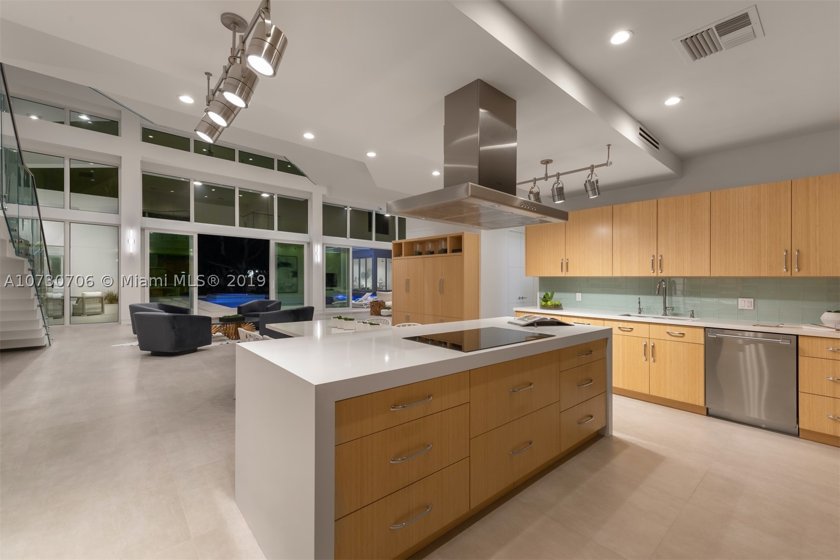 CORAL HILL - Residential
