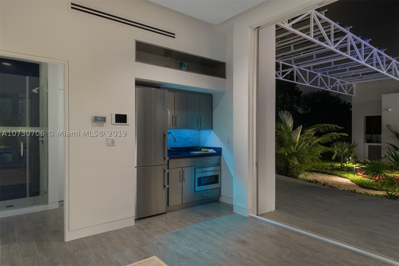 CORAL HILL - Residential