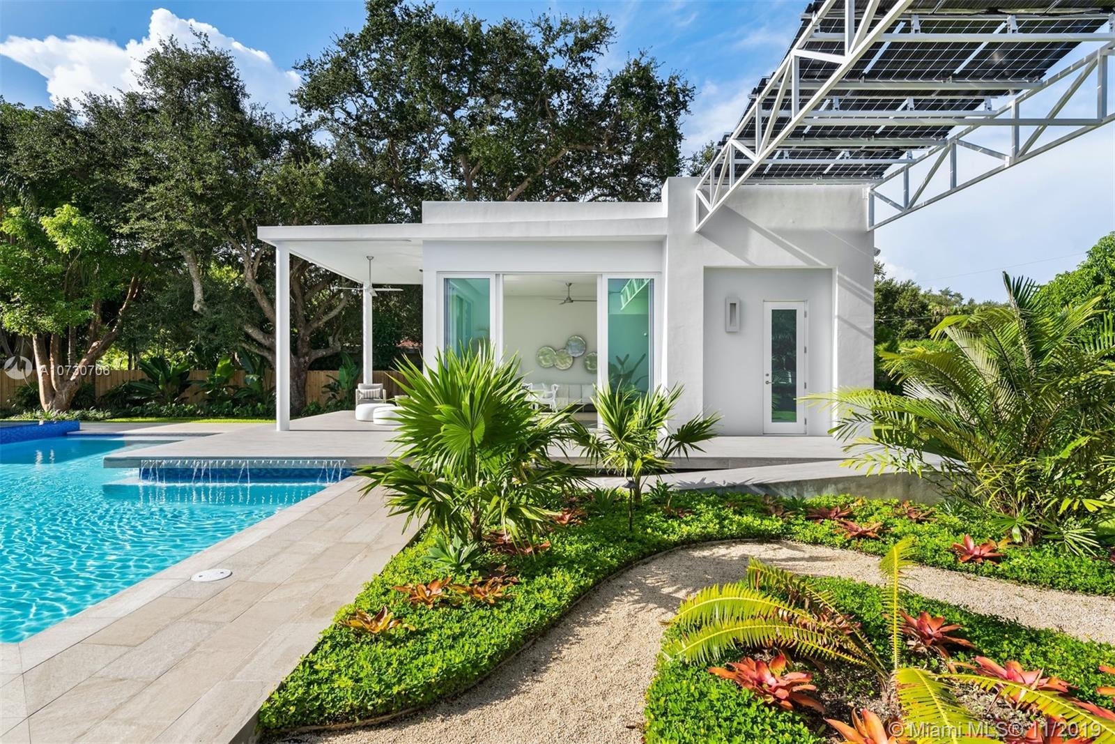 CORAL HILL - Residential