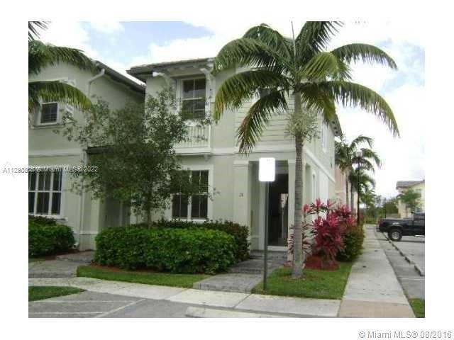 Spacious townhome corner unit, offers 2 master bedroom suites, each with is own bath, large closets, washer/dyer inside the unit. The townhouse is located in a very peaceful community.