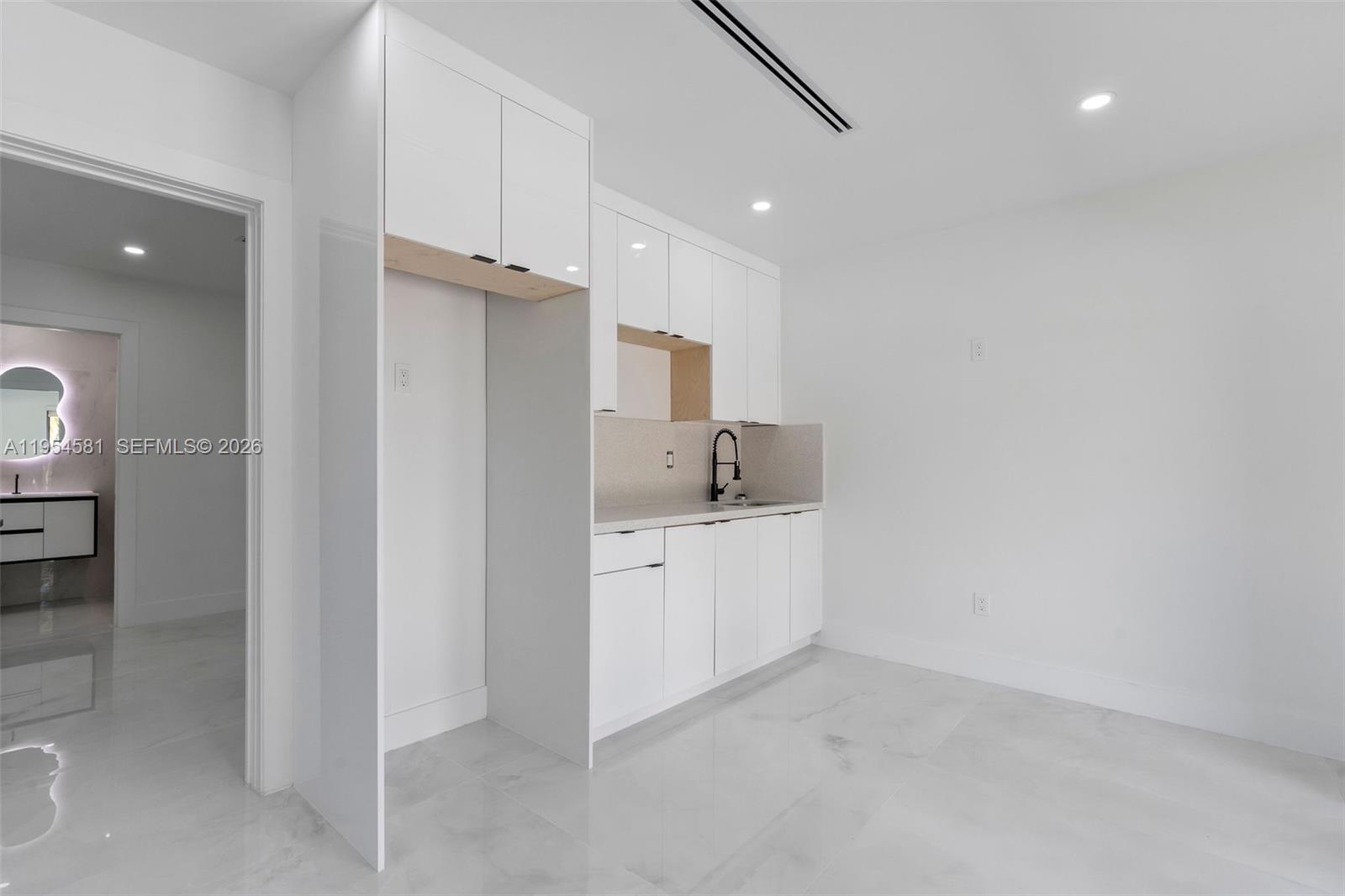 TRIPLETTS ADDN TO GOULDS - Residential