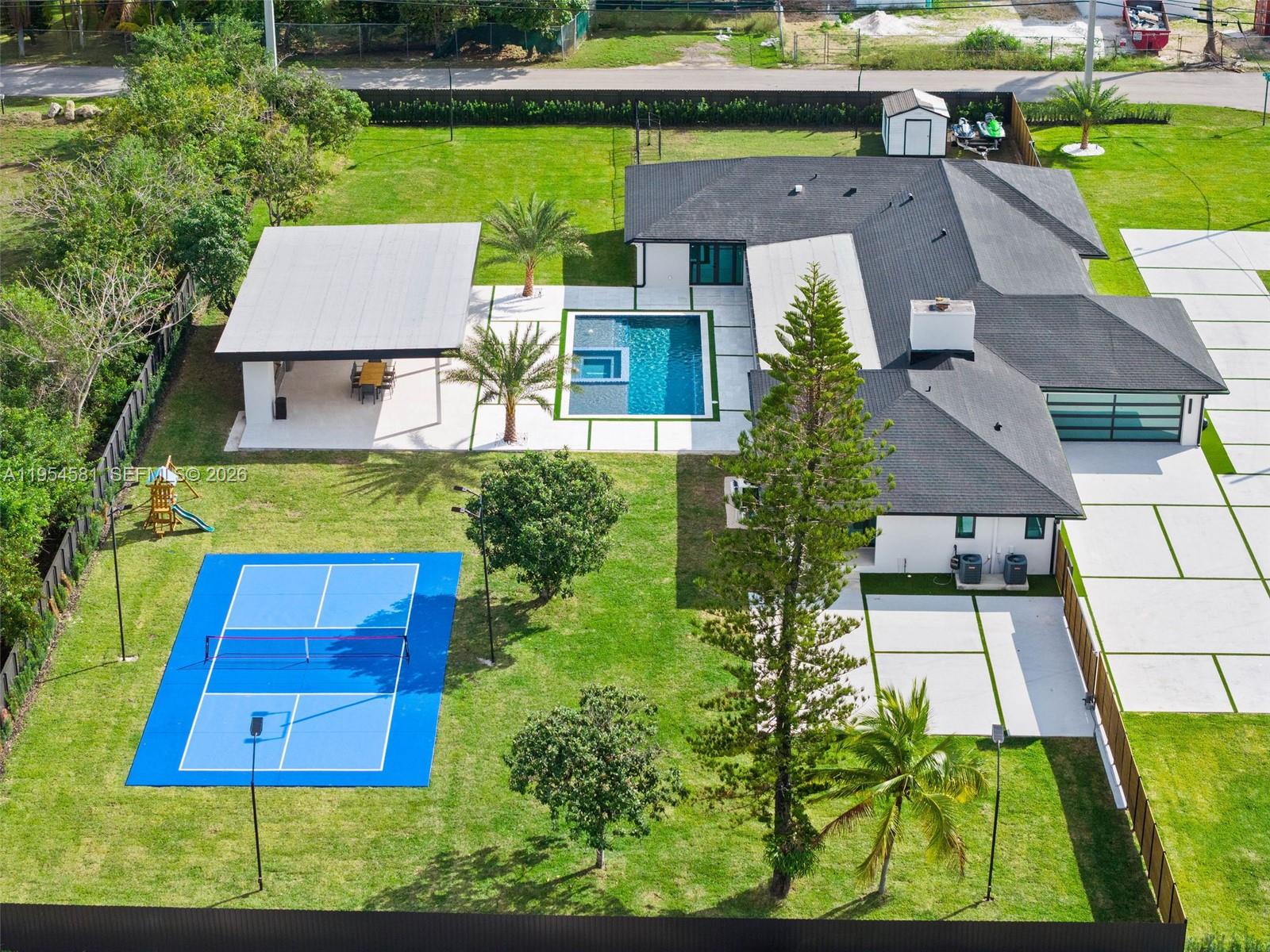 TRIPLETTS ADDN TO GOULDS - Residential