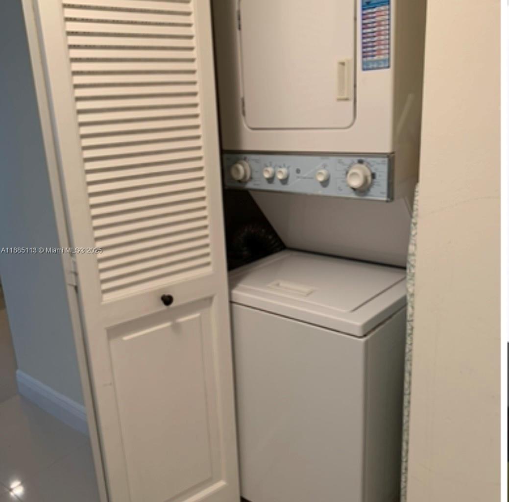 TOWERS OF OCEANVIEW SOUTH - Residential Lease