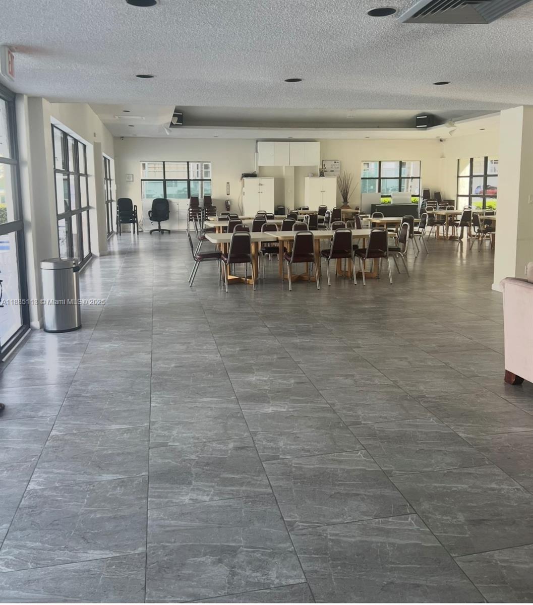 TOWERS OF OCEANVIEW SOUTH - Residential Lease