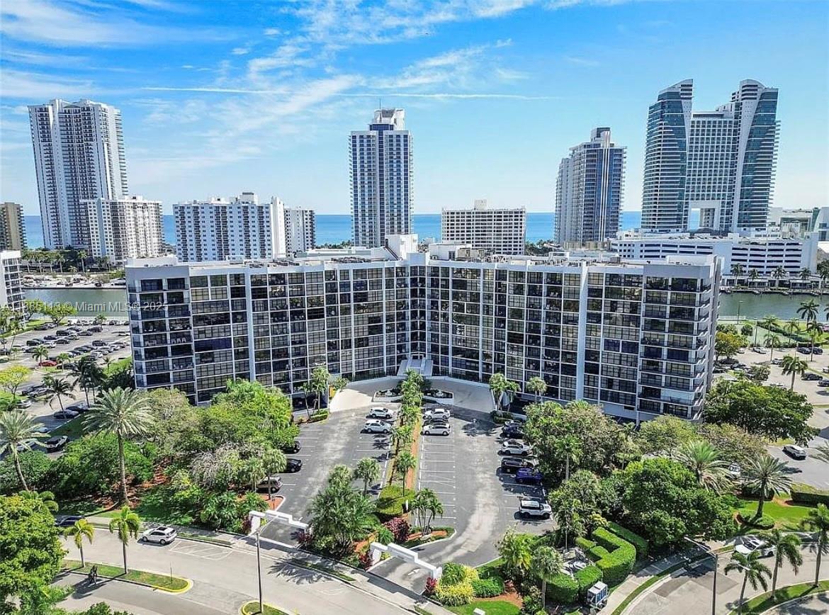 TOWERS OF OCEANVIEW SOUTH - Residential Lease
