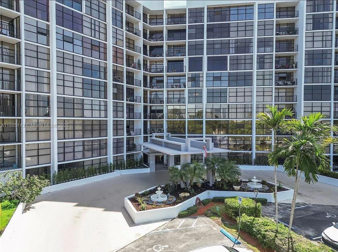 TOWERS OF OCEANVIEW SOUTH - Residential Lease